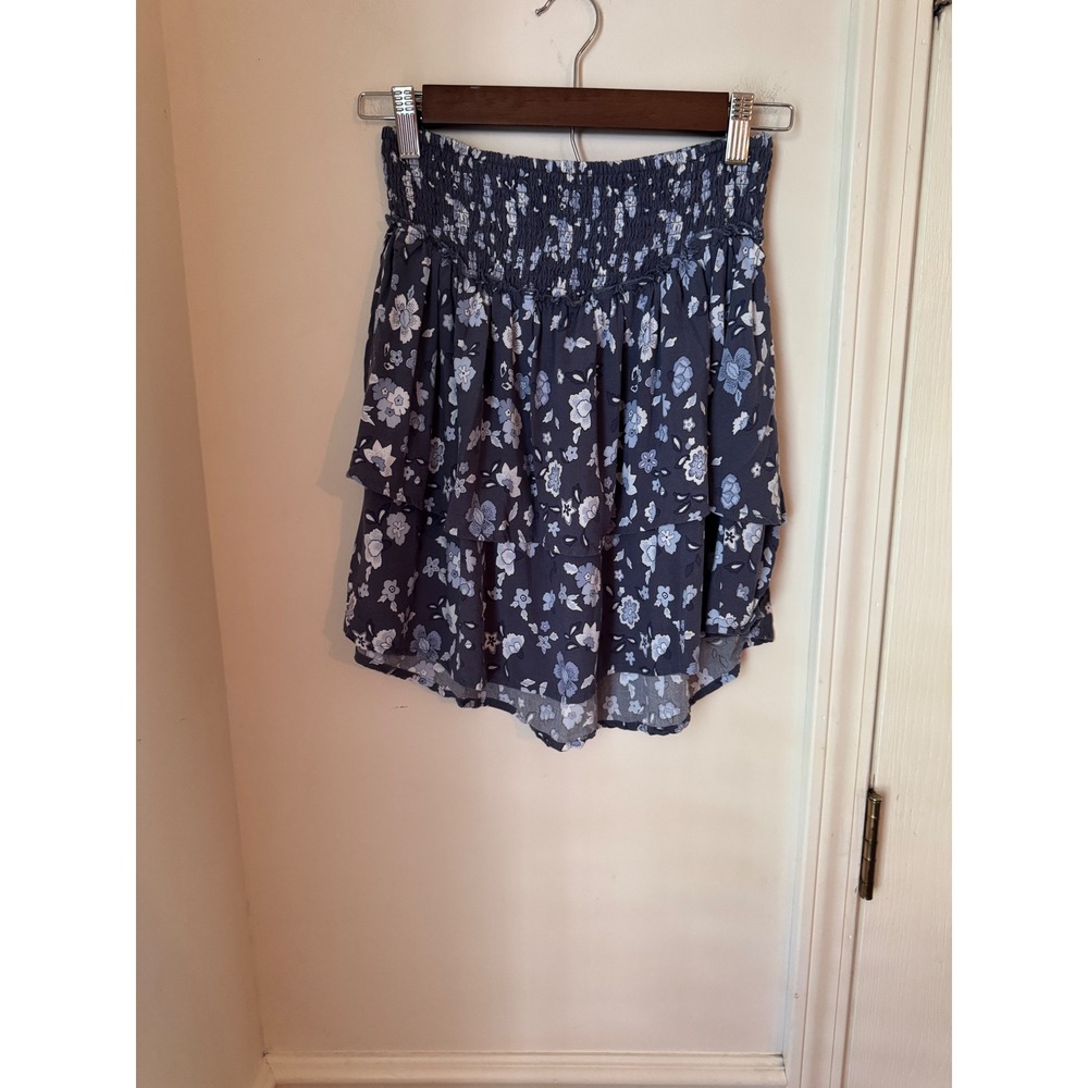 Hollister Ultra High-Rise Floral Mini Skirt Blue Smocked Tiered Ruffle Size M